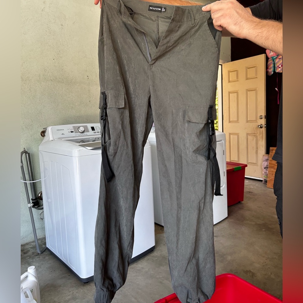 Prettylittlething Cargo Pants Grey